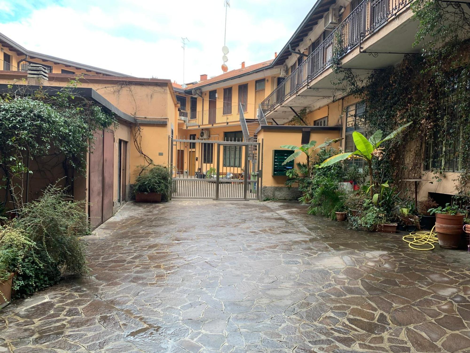Charming Design Loft Isola Milano Lägenhet Exteriör bild