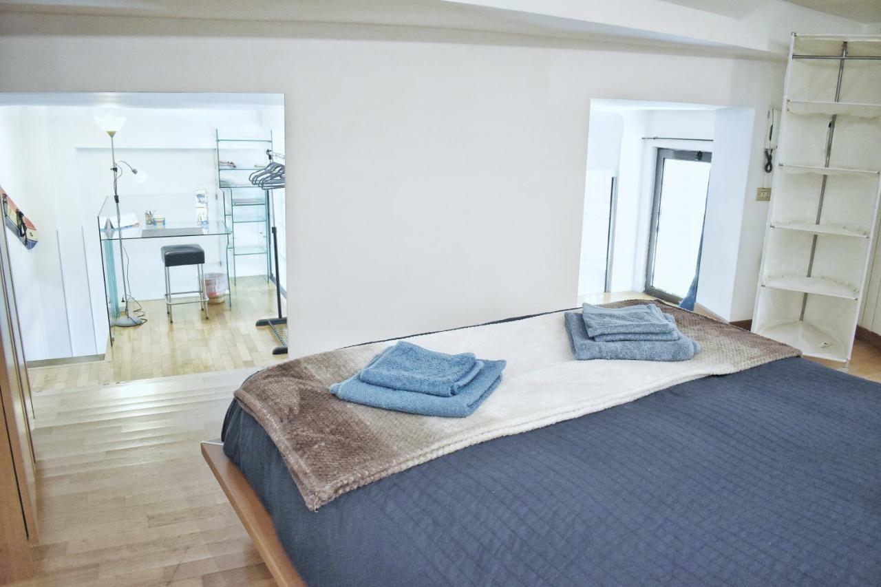 Charming Design Loft Isola Milano Lägenhet Exteriör bild